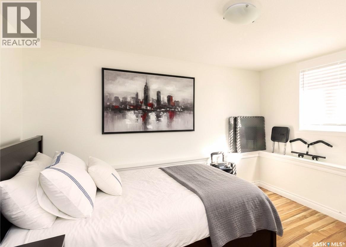 418 Kenderdine Road, Saskatoon, SK - Indoor Photo Showing Bedroom