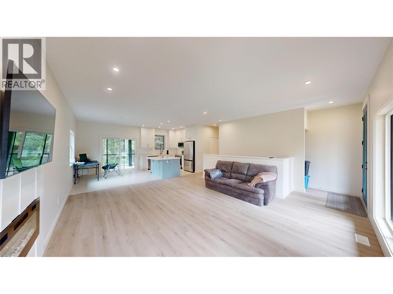 140 River Drive, Cranbrook, BC