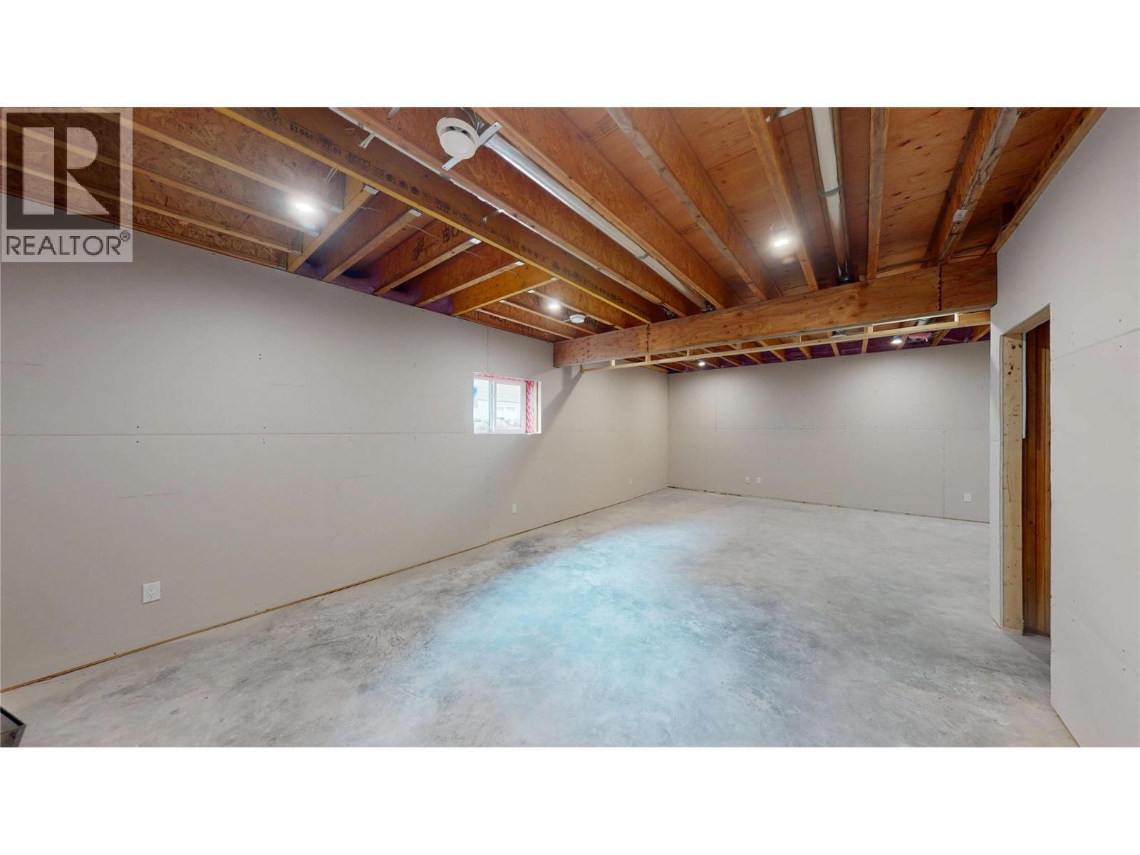 140 River Drive, Cranbrook, BC