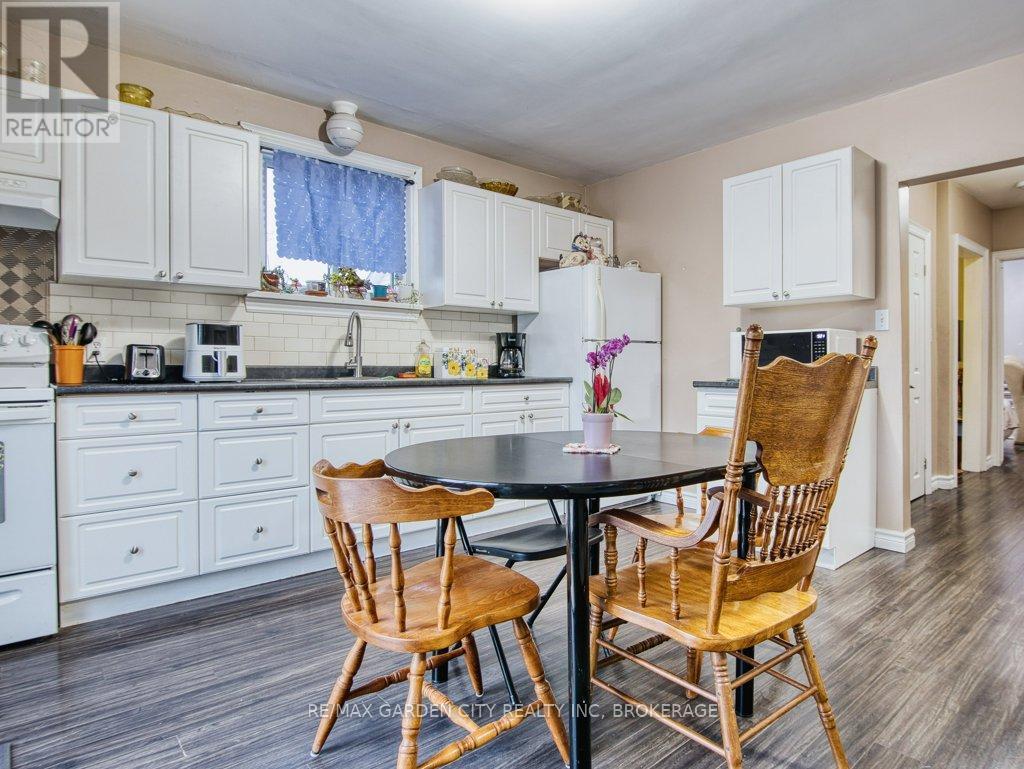 28 Charles Avenue, St. Catharines (Facer), ON - Indoor