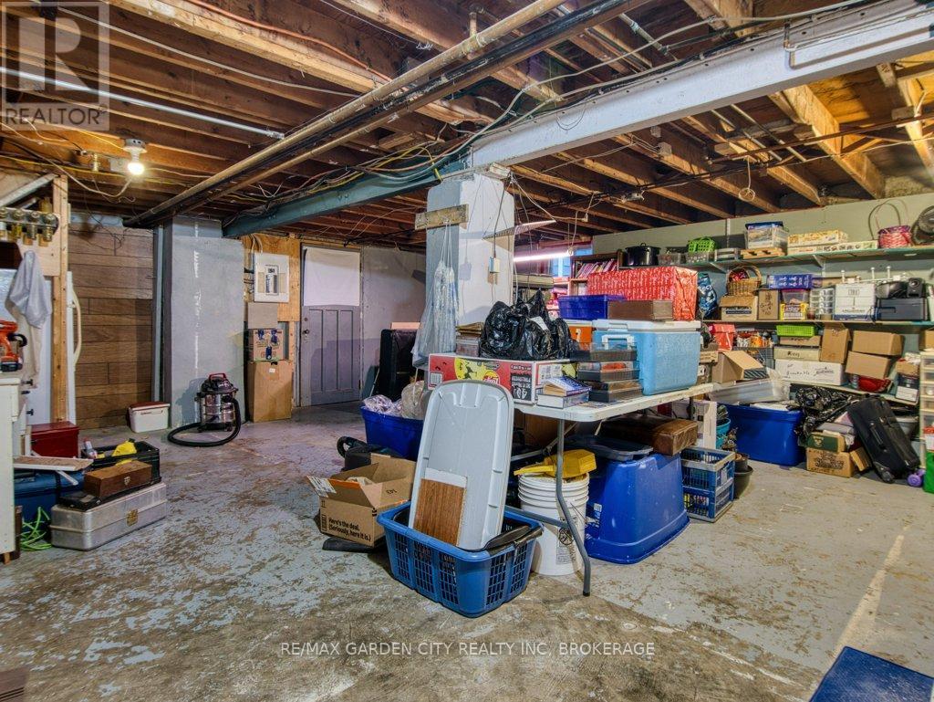 28 Charles Avenue, St. Catharines (Facer), ON - Indoor Photo Showing Basement