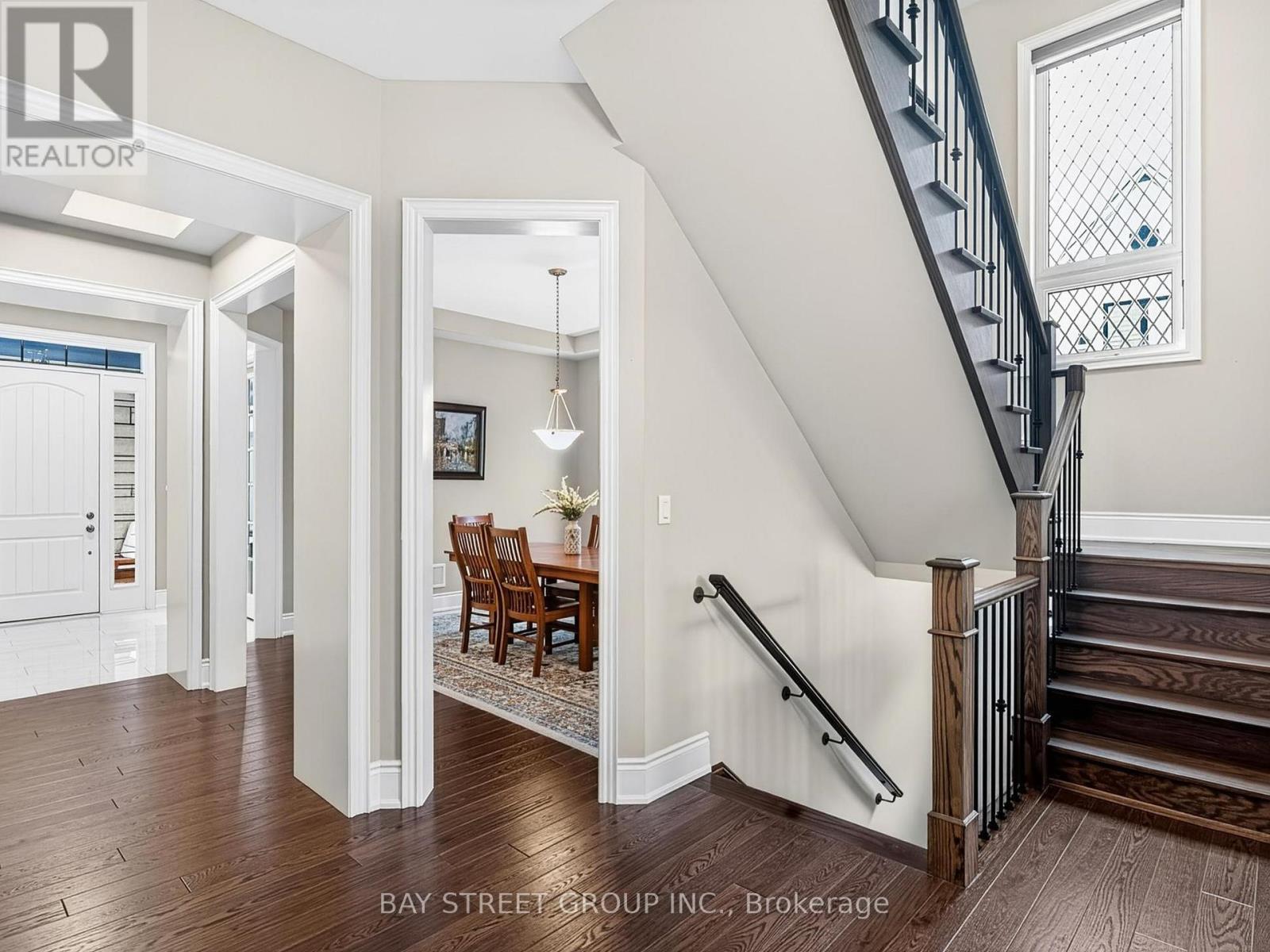 Designer Sunlit Art Glass Detail - 39 Cairns Gate, King, ON - Indoor Photo Showing Other Room