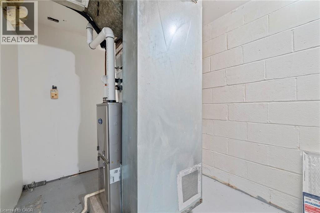 201 East 23Rd Street, Hamilton, ON - Indoor