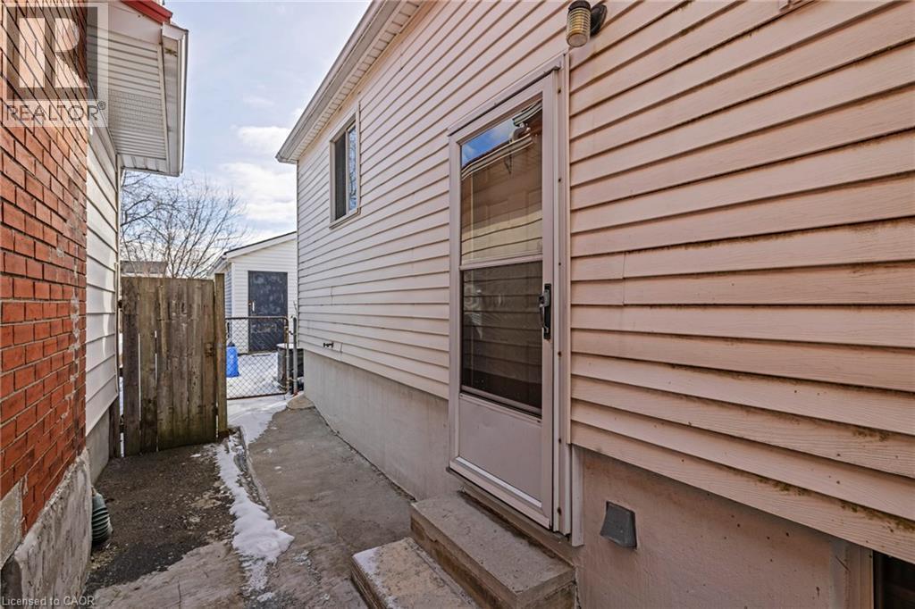 201 East 23Rd Street, Hamilton, ON - Outdoor With Exterior