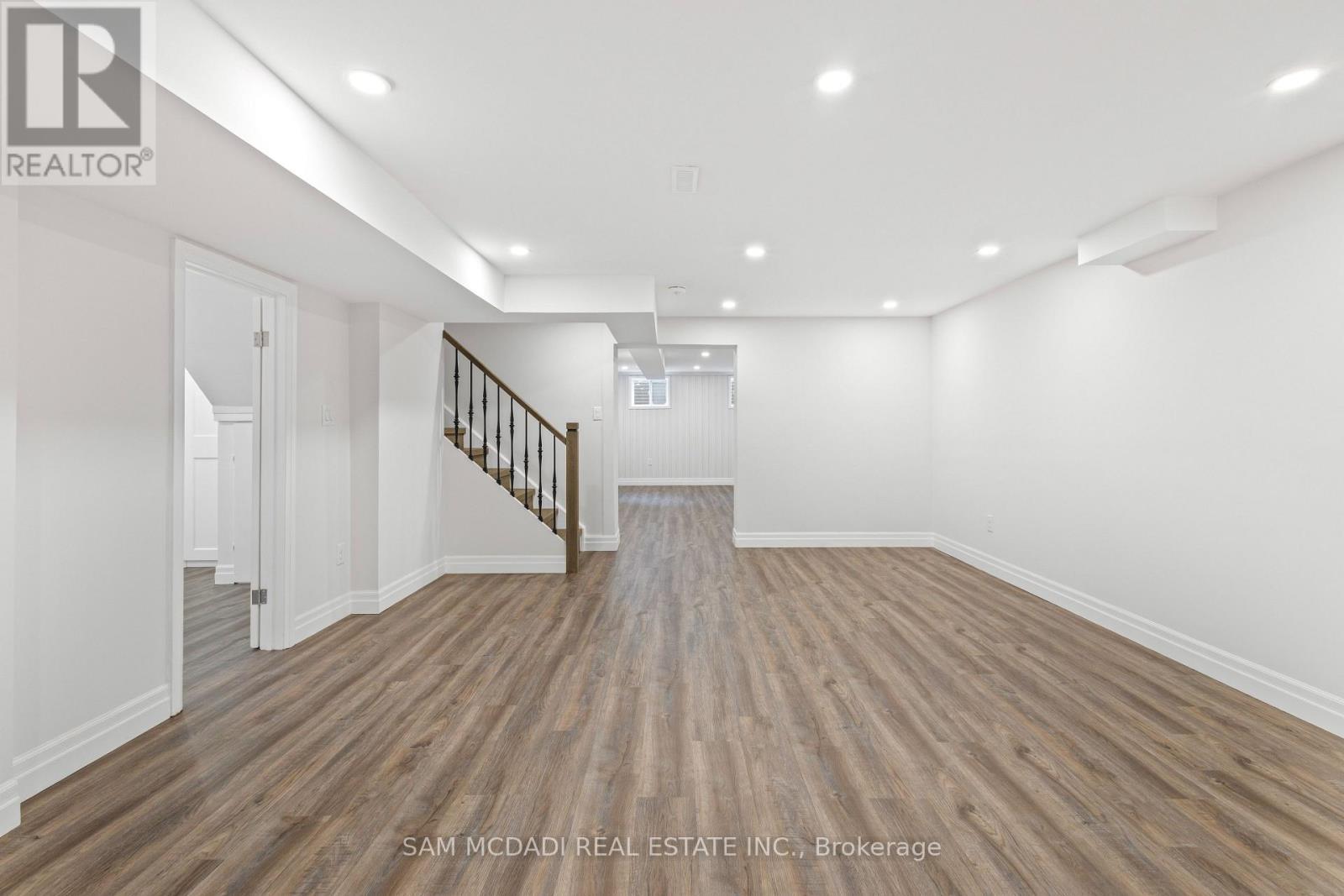 2535 Robin Drive, Mississauga, ON - Indoor Photo Showing Other Room