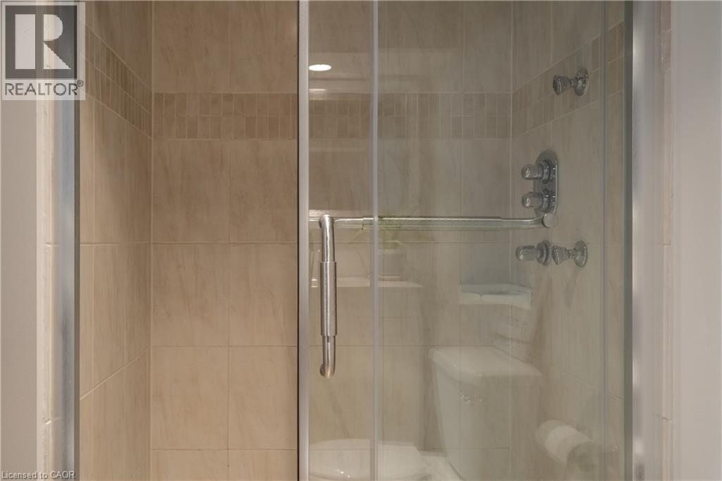 30 Buchanan Crescent, Thorold, ON - Indoor Photo Showing Bathroom