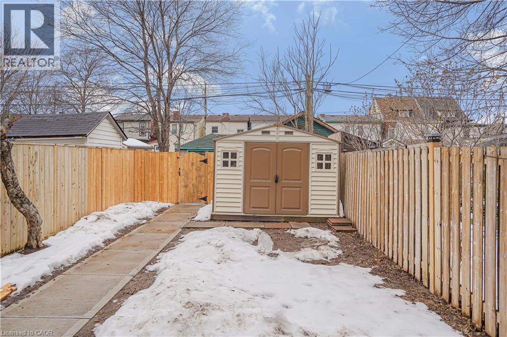 155 Avondale Street, Hamilton, ON - Outdoor