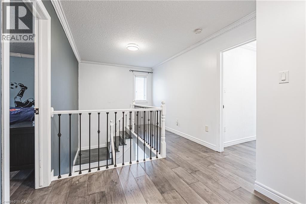 6 Second Road W, Hamilton, ON - Indoor Photo Showing Other Room