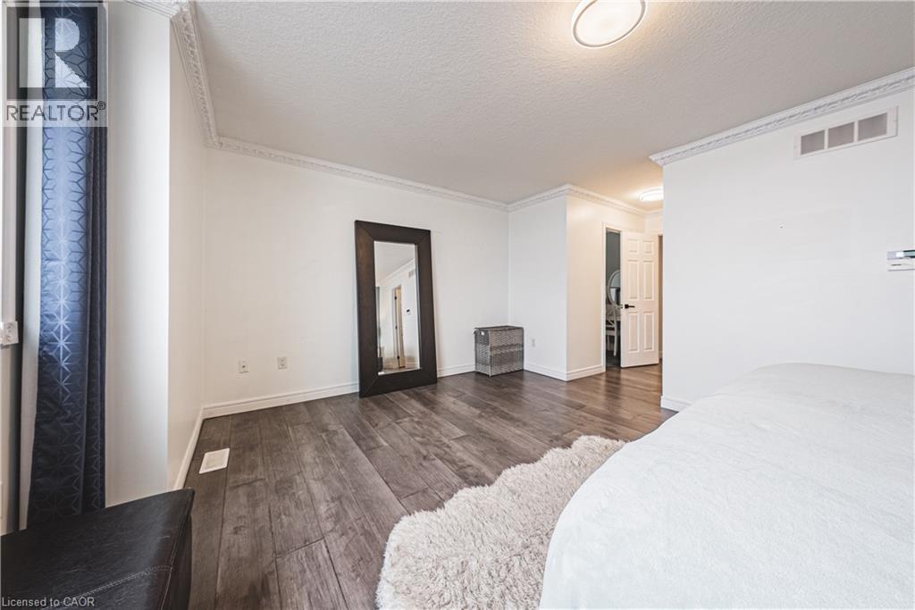 6 Second Road W, Hamilton, ON - Indoor Photo Showing Other Room