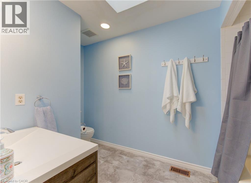 224 Brembel Court, Kitchener, ON - Indoor