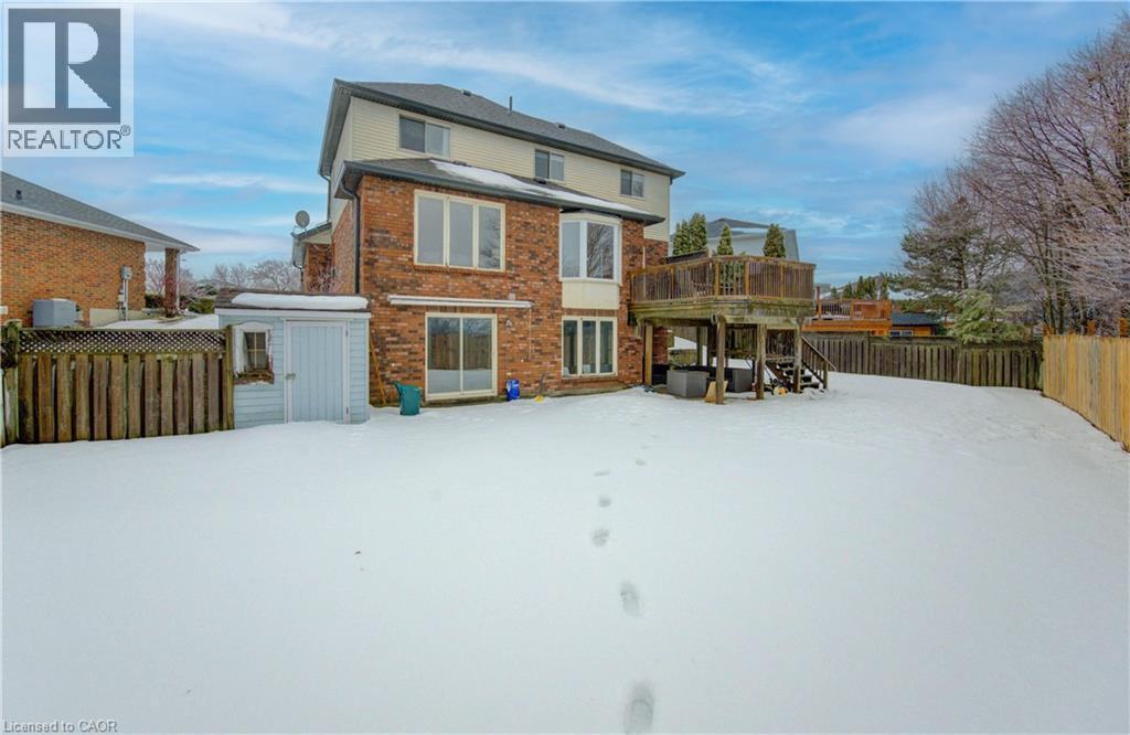 224 Brembel Court, Kitchener, ON - Outdoor