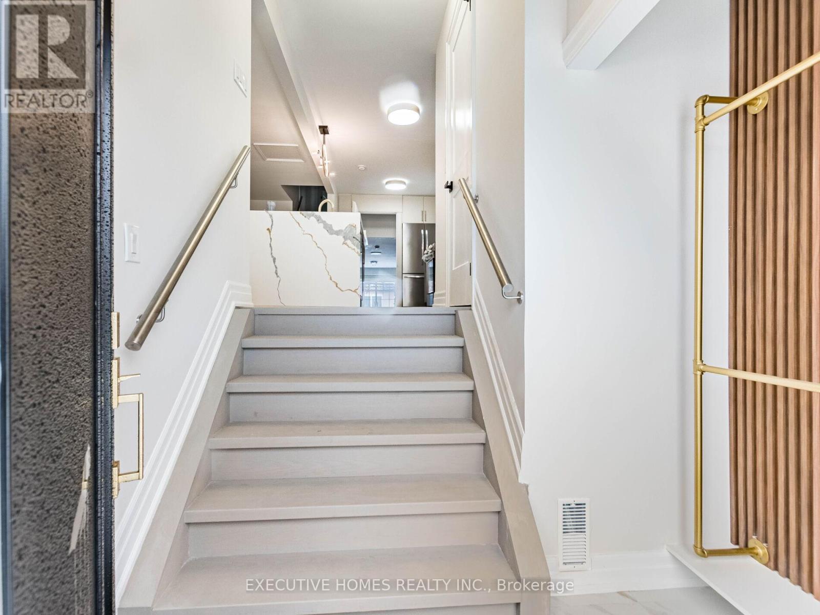 2685 Windjammer Road, Mississauga, ON - Indoor Photo Showing Other Room