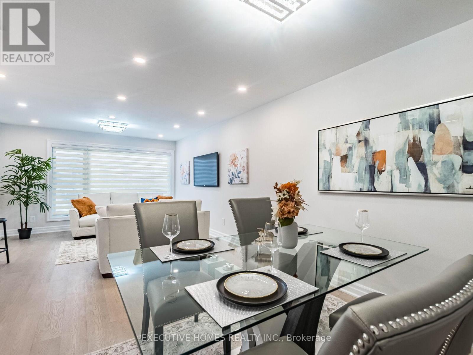 2685 Windjammer Road, Mississauga, ON - Indoor Photo Showing Dining Room