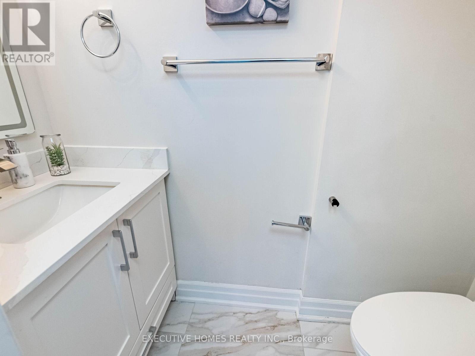2685 Windjammer Road, Mississauga, ON - Indoor Photo Showing Bathroom