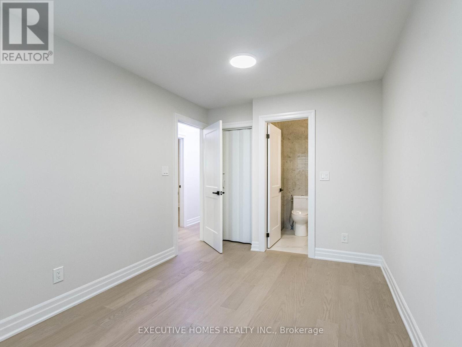 2685 Windjammer Road, Mississauga, ON - Indoor Photo Showing Other Room