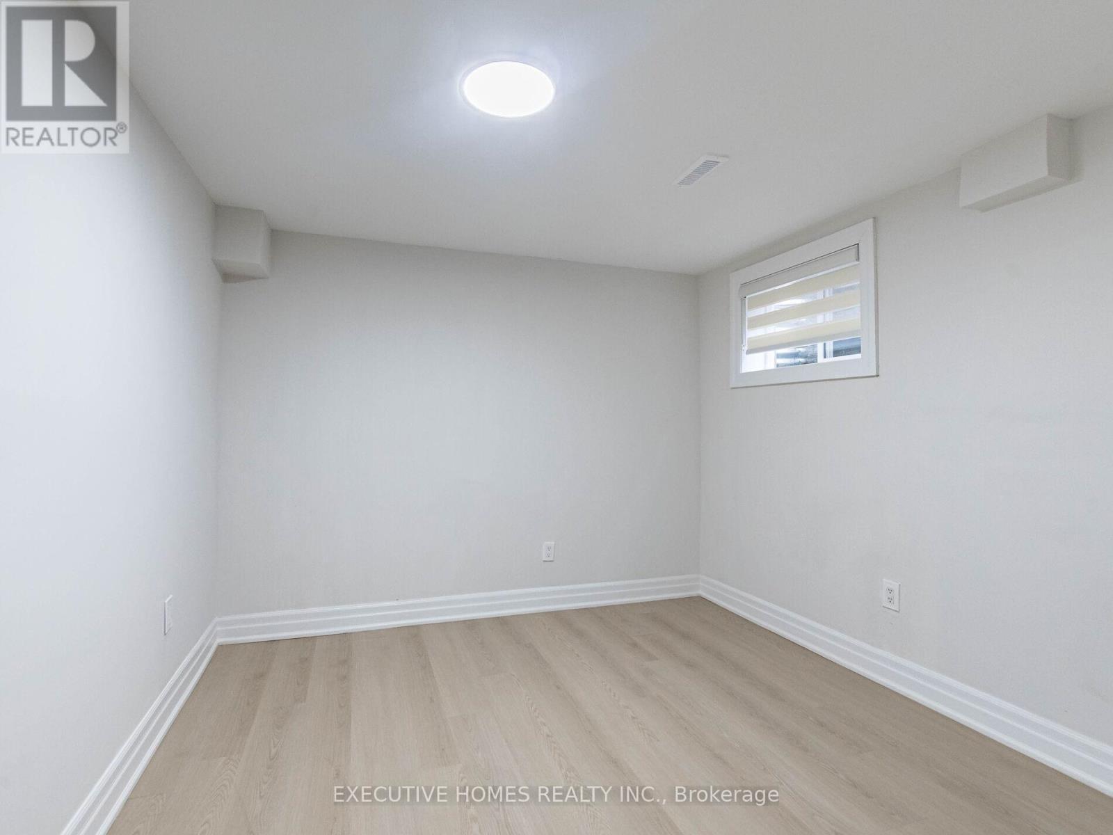 2685 Windjammer Road, Mississauga, ON - Indoor Photo Showing Other Room