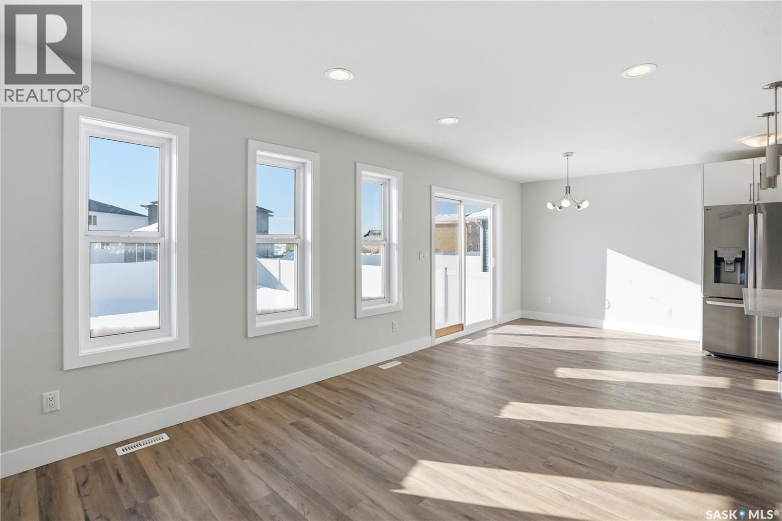 111 Stromberg Crescent, Saskatoon, SK - Indoor