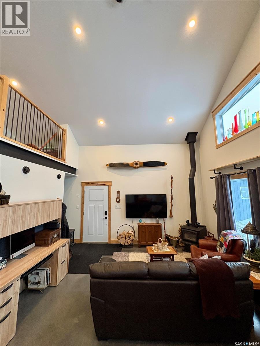 29 Riverview Road, Rosthern Rm No. 403, SK - Indoor