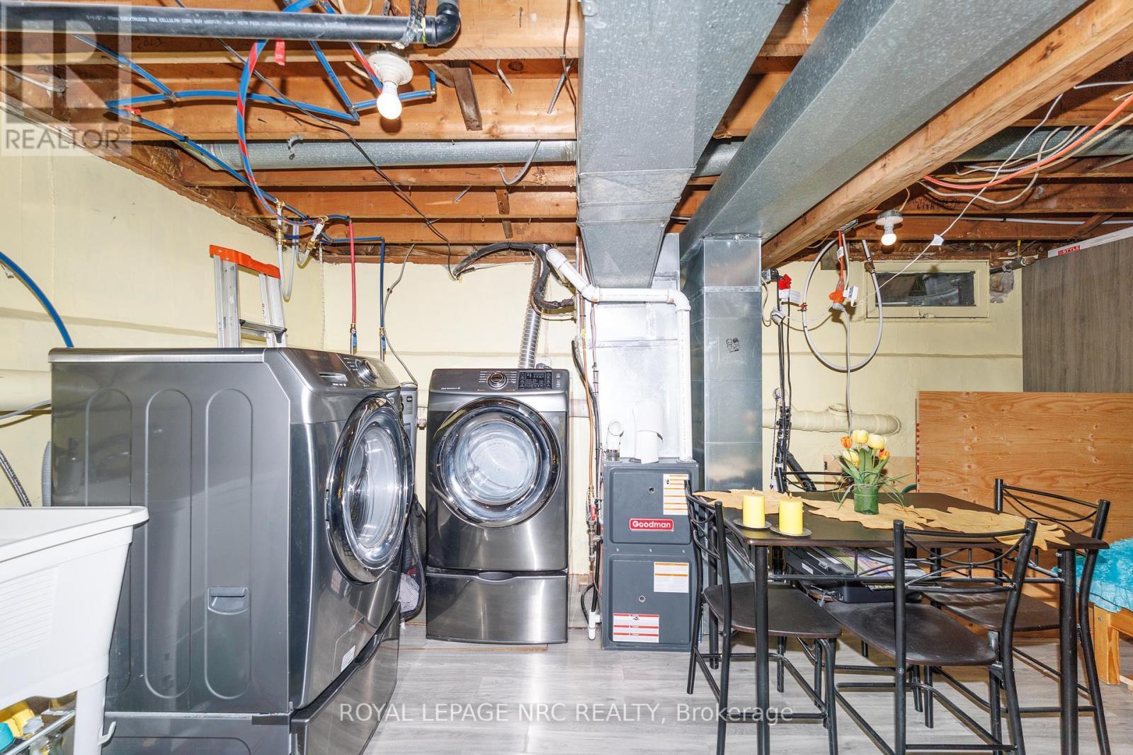 7 Vera Street, St. Catharines (Western Hill), ON - Indoor Photo Showing Laundry Room