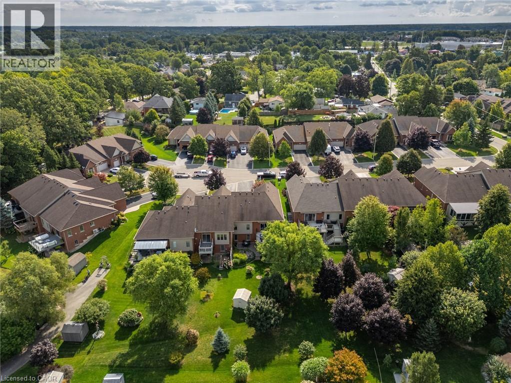 13 Iron Bridge Court, Caledonia, ON - Outdoor With View