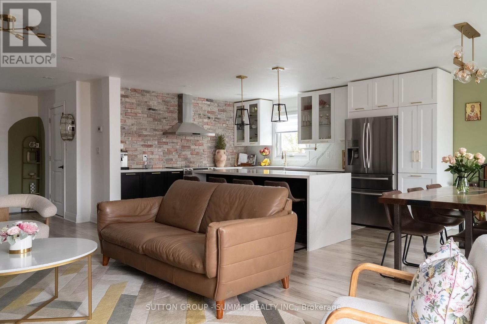 30 Buchanan Crescent, Thorold, ON - Indoor