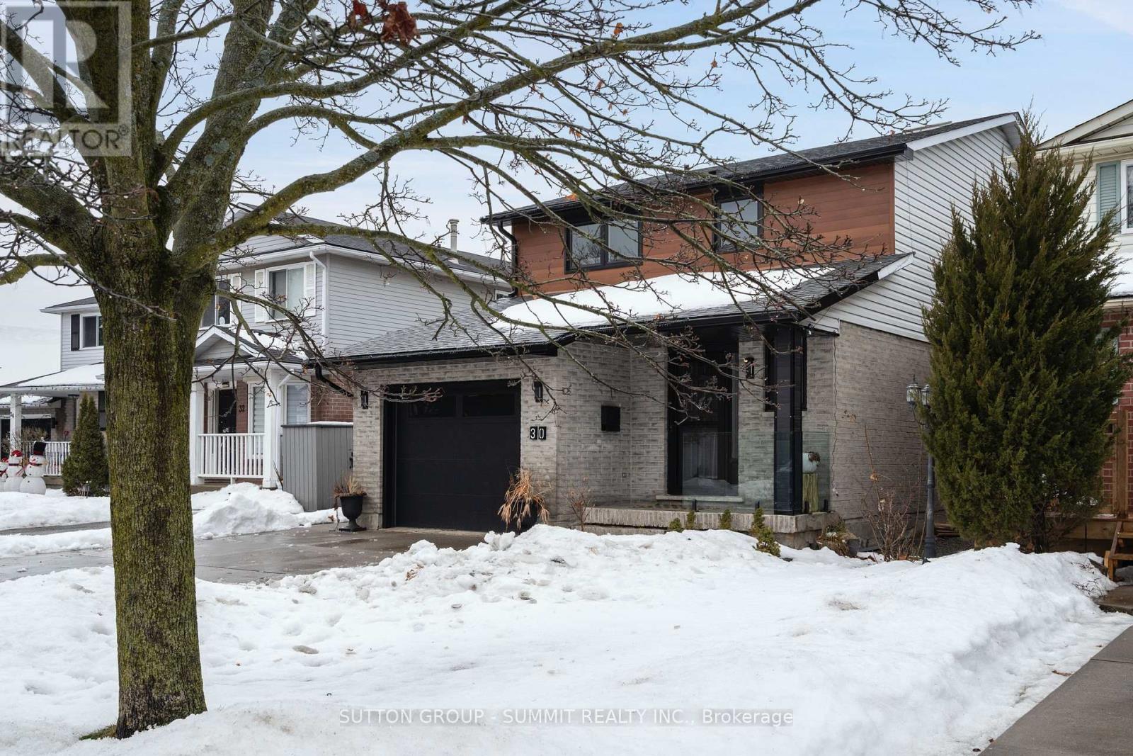 30 Buchanan Crescent, Thorold, ON - Outdoor