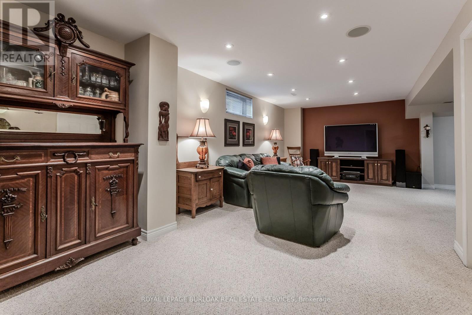 2431 Britannia Road, Burlington, ON - Indoor Photo Showing Other Room