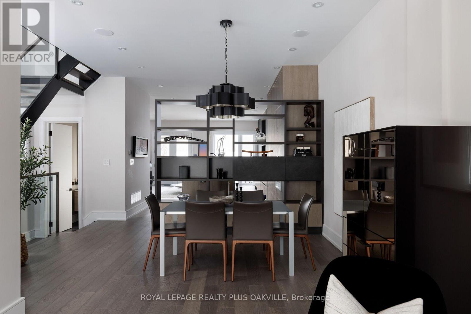 367 Manor Road E, Toronto, ON - Indoor Photo Showing Dining Room