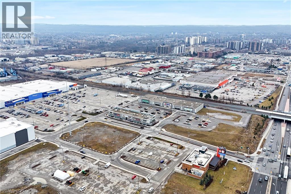 516 Centennial Parkway Unit# 101, Hamilton, ON