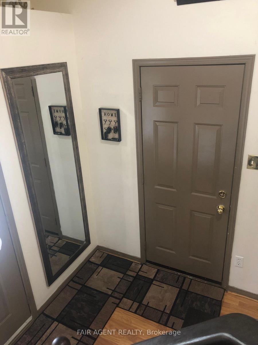 562 Erinbrook Drive, Kitchener, ON - Indoor Photo Showing Other Room