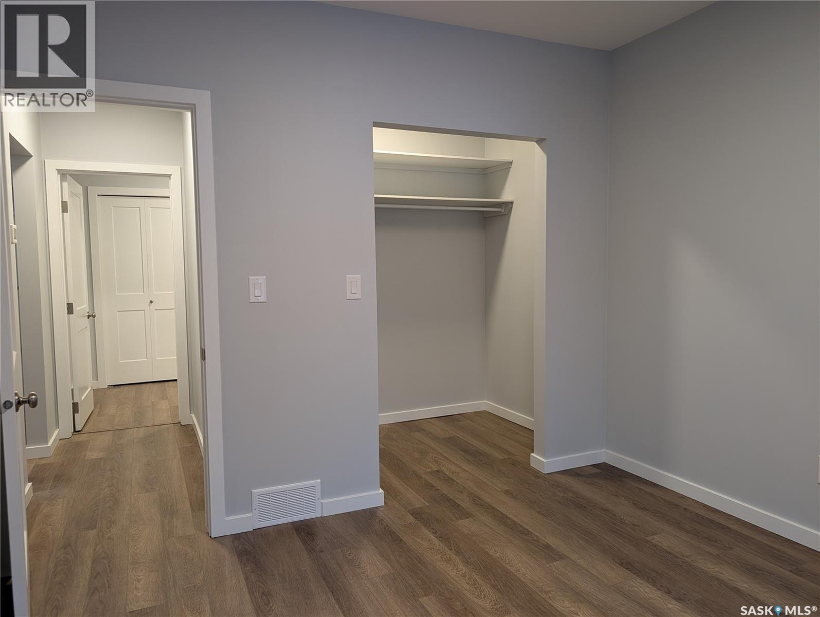 102 32Nd Street W, Saskatoon, SK - Indoor Photo Showing Other Room