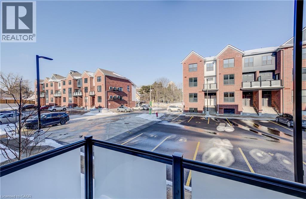 31 Mill Street Unit# 31, Kitchener, ON - Outdoor With Balcony