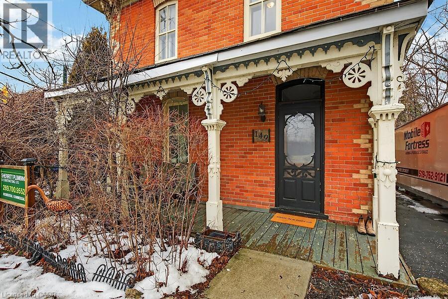 149 Argyle Street N, Caledonia, ON - Outdoor