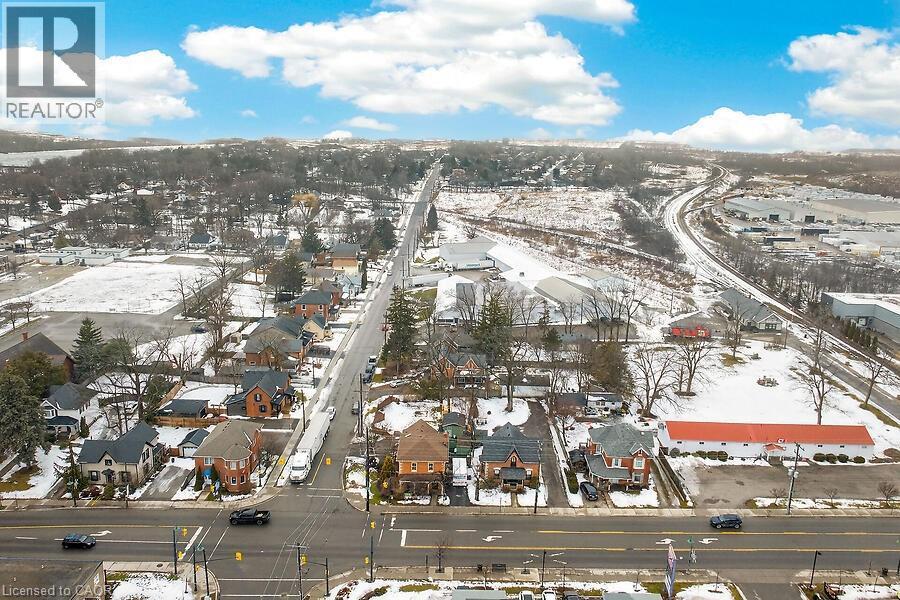 149 Argyle Street N, Caledonia, ON - Outdoor With View