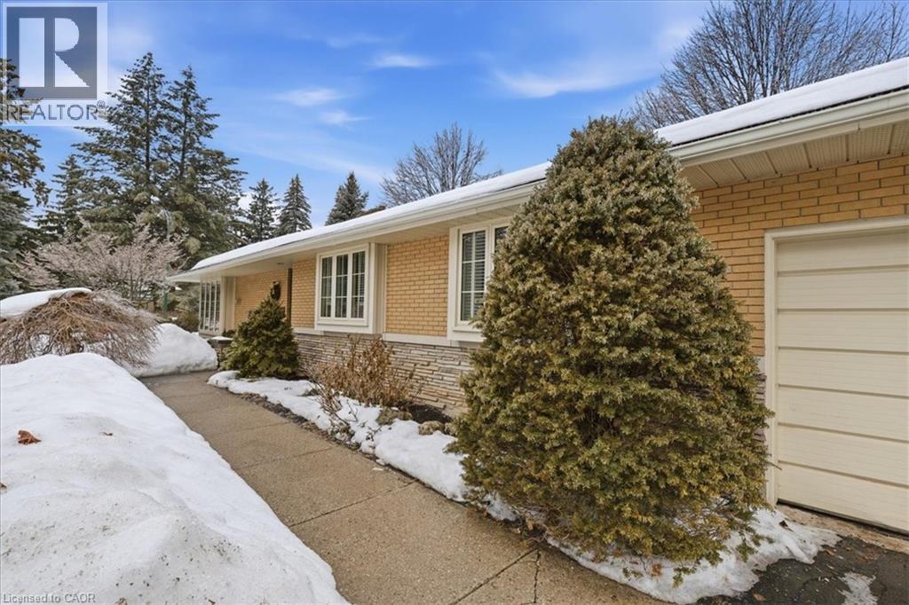 438 Glasgow Street, Kitchener, ON - Outdoor