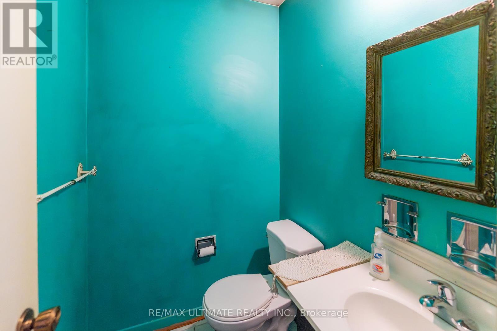 3314 Strabane Drive, Mississauga, ON - Indoor Photo Showing Bathroom