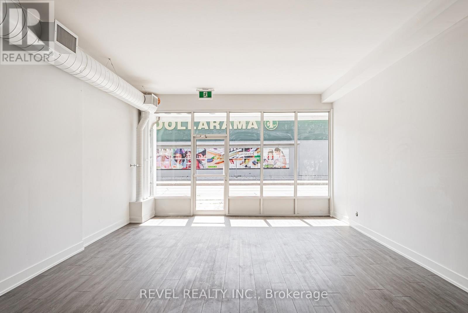 1127 Main Street E, Hamilton, ON