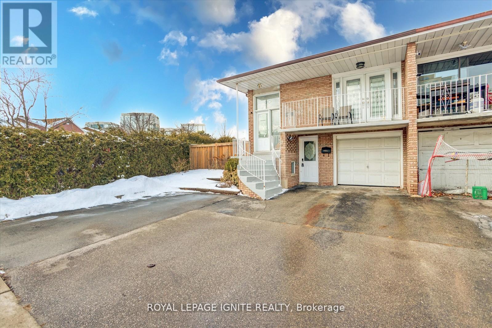 4023 Bishopstoke Lane, Mississauga, ON - Outdoor