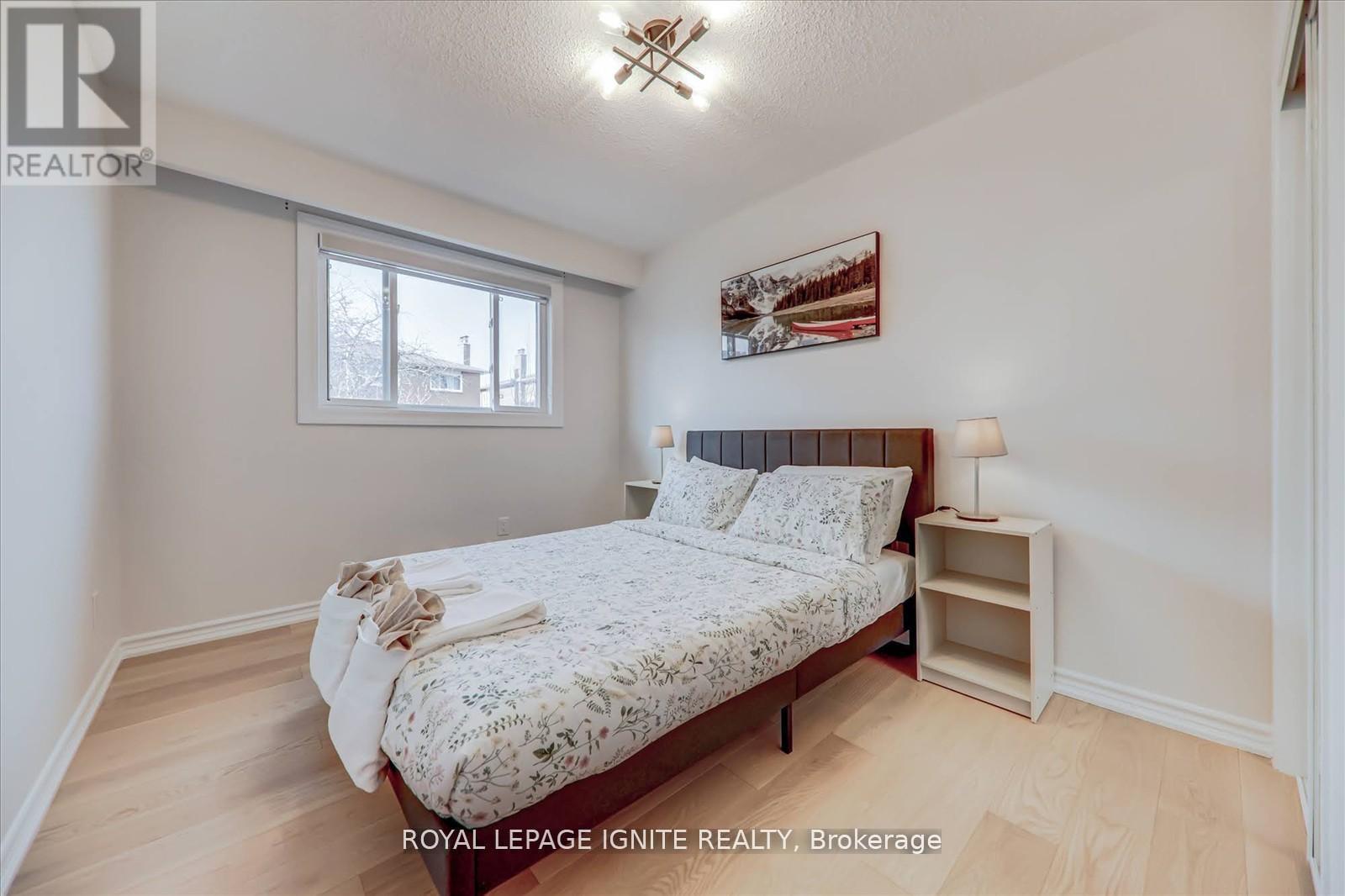 4023 Bishopstoke Lane, Mississauga, ON - Indoor Photo Showing Bedroom