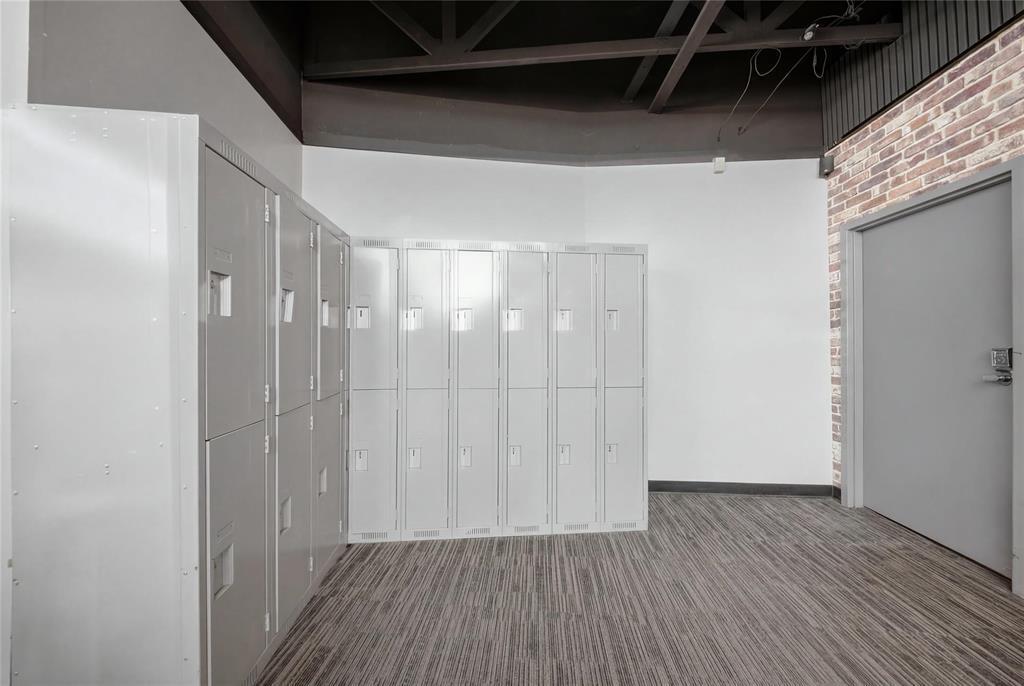 686 Springfield Road, Winnipeg, MB