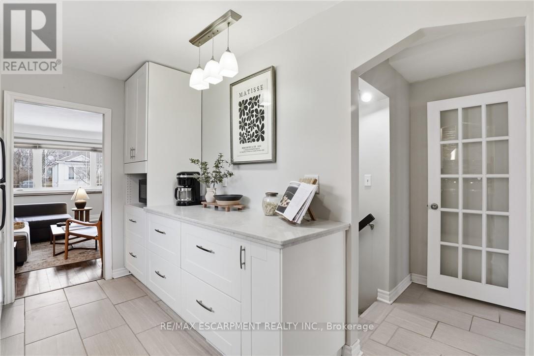 32 Audrey Street, Hamilton, ON - Indoor Photo Showing Other Room