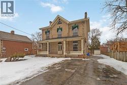 56 MOUNT PLEASANT Street Brantford, ON N3T 1S8