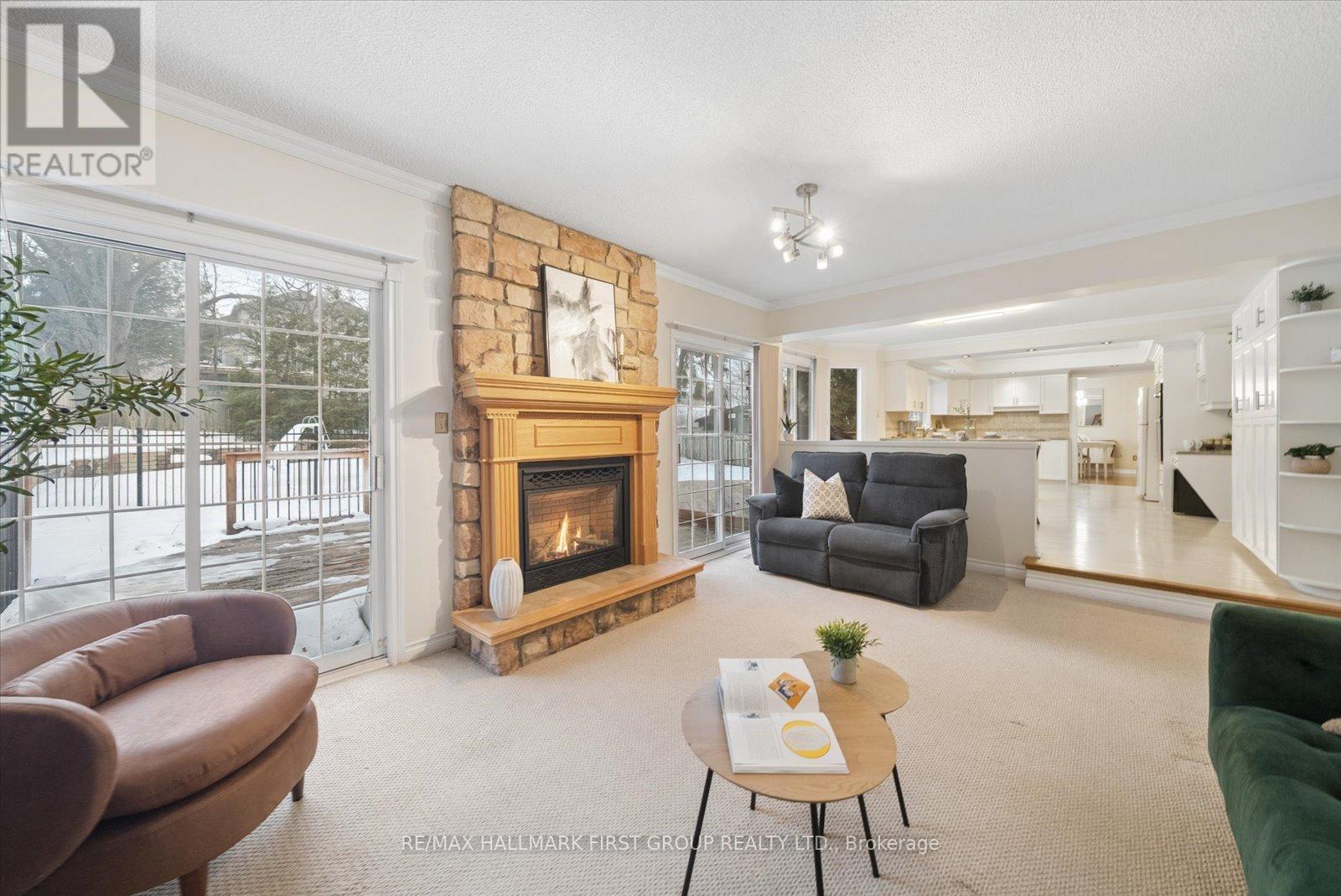 1674 Heathside Crescent, Pickering, ON - Indoor Photo Showing Living Room With Fireplace