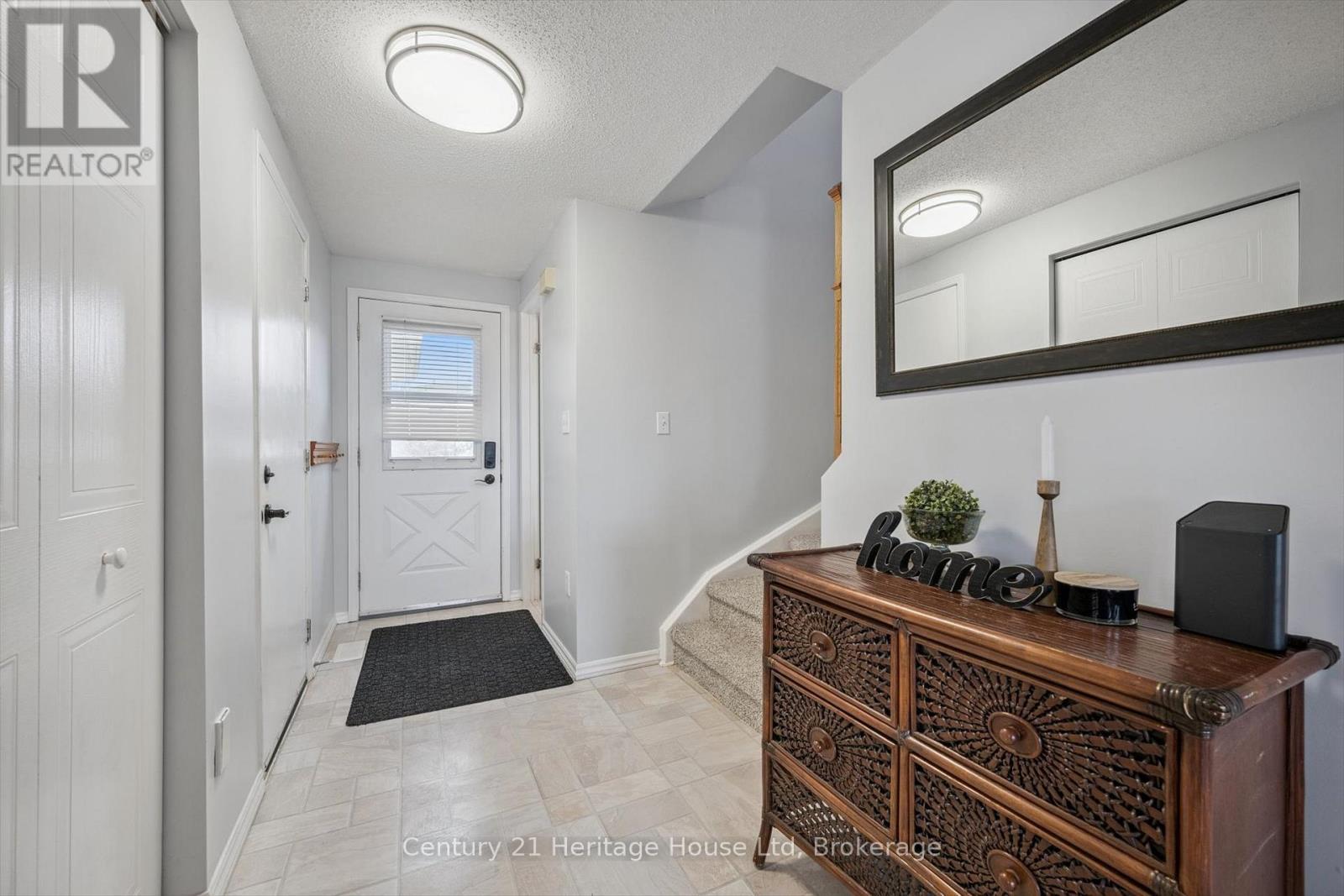 425 Misty Crescent, Kitchener, ON - Indoor Photo Showing Other Room