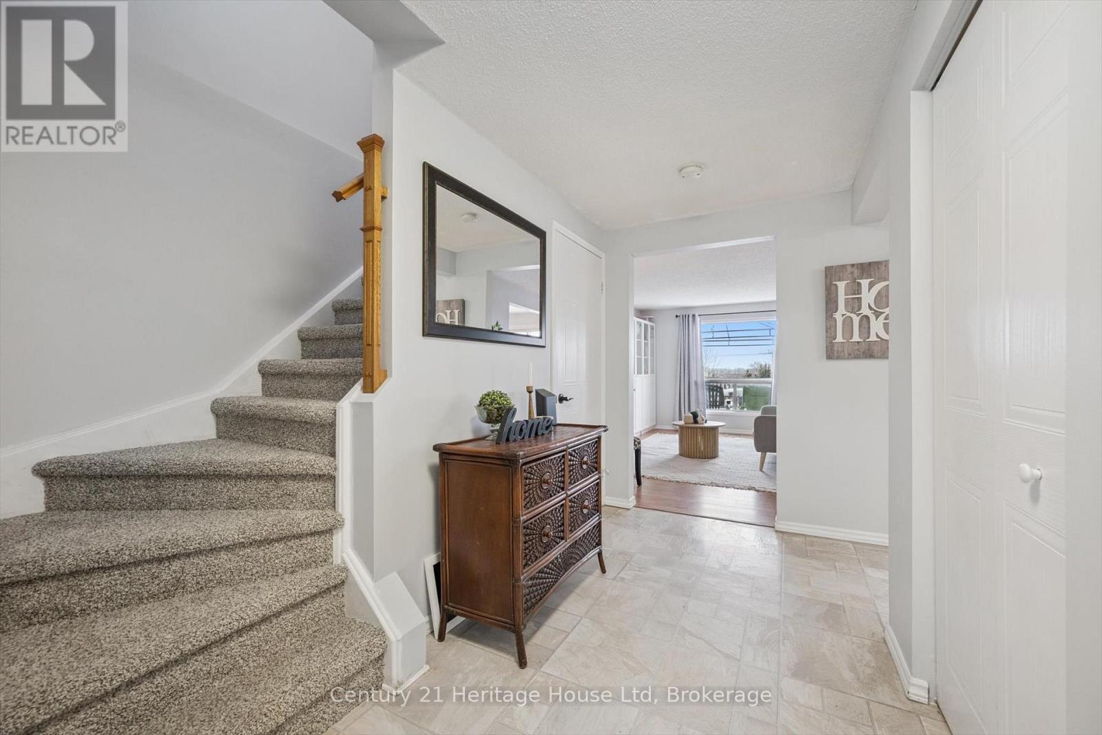 425 Misty Crescent, Kitchener, ON - Indoor Photo Showing Other Room