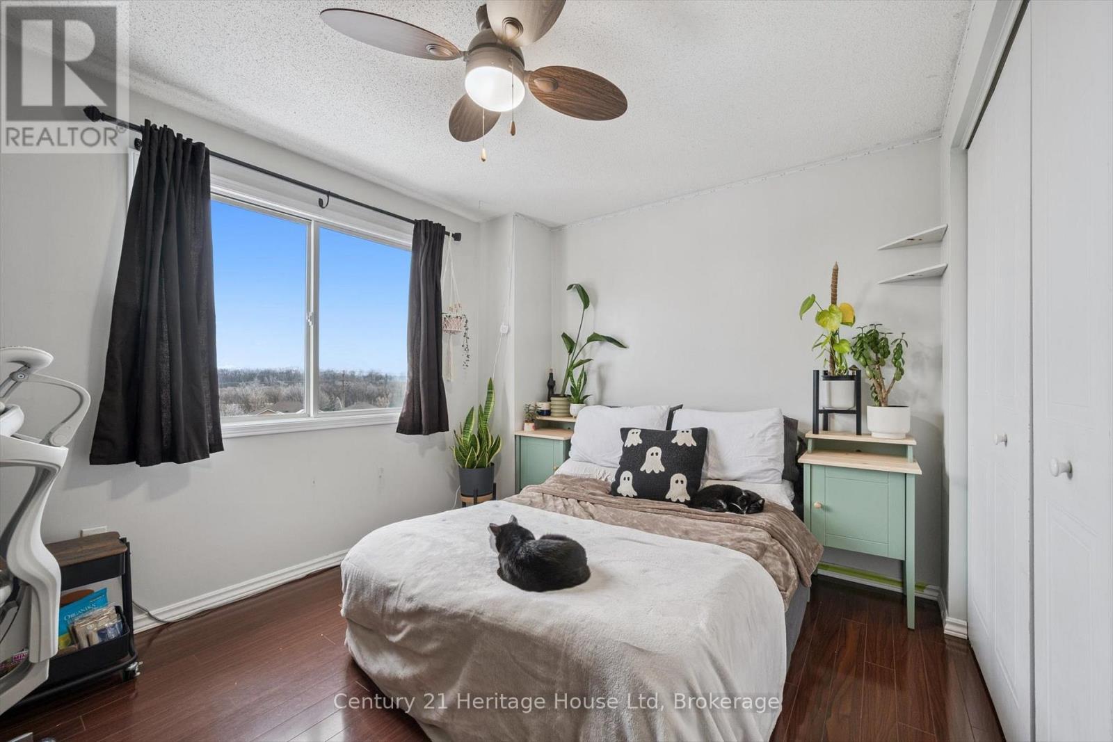 425 Misty Crescent, Kitchener, ON - Indoor Photo Showing Bedroom