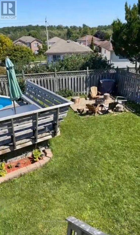 425 Misty Crescent, Kitchener, ON - Outdoor