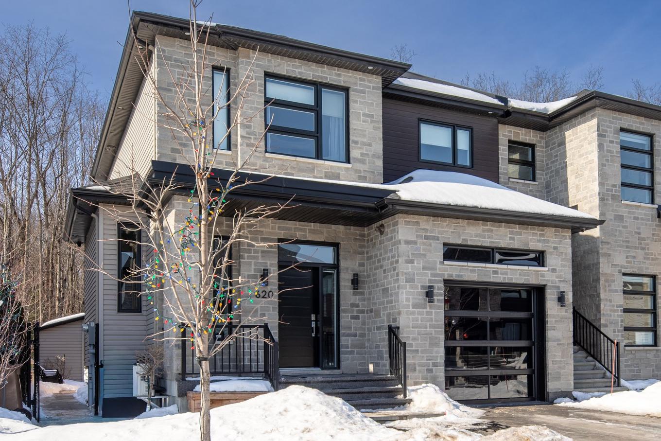 Frontage - 620 Rue Victor-Bourgeau, Saint-Jean-Sur-Richelieu, QC - Outdoor With Facade