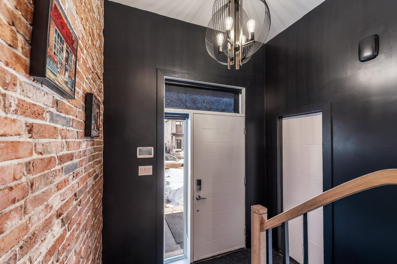 Hall - 620 Rue Victor-Bourgeau, Saint-Jean-Sur-Richelieu, QC - Indoor Photo Showing Other Room