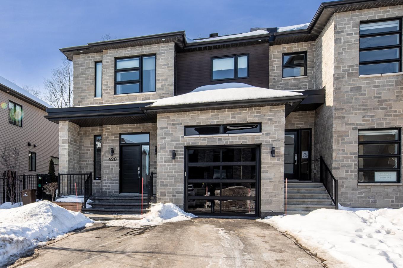 Frontage - 620 Rue Victor-Bourgeau, Saint-Jean-Sur-Richelieu, QC - Outdoor With Facade